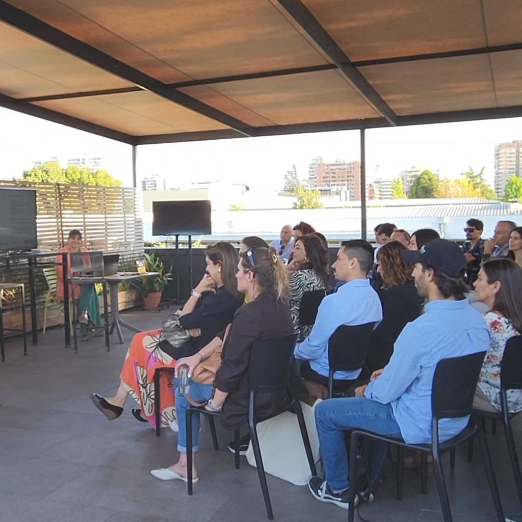 Dialogando por la Sostenibilidad: Nuestra Participación en el Green Drink del Santiago Circular Economy Hotspot
